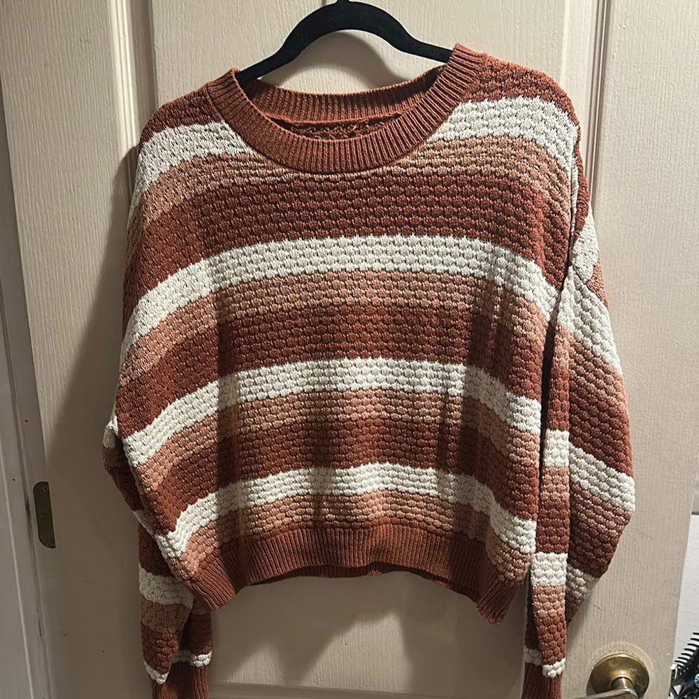 Cozy Crew Neck Sweater in Brown and Cream